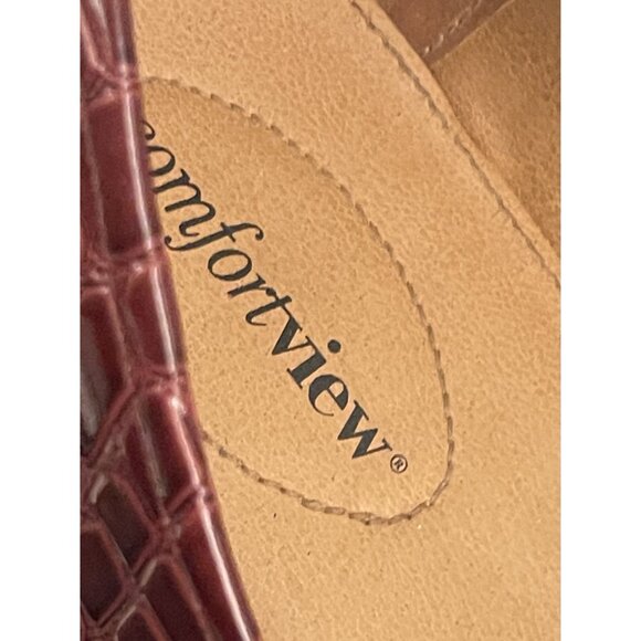 Comfortview Leisa Women 11 WIDE Faux Crocodile Leather Elastic Gore SlipOn Flat - Picture 11 of 11